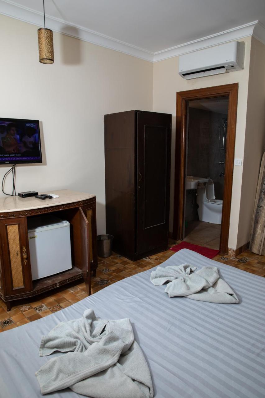Sea Breeze Inn Resort Калангут Экстерьер фото